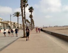 Paseando por la Playa de la Patacona: Una experiencia imperdible en tu viaje a Valencia